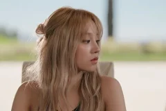 YUQI《Could It Be》[高清4K/2160P/MP4/1.89GB]
