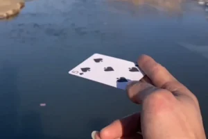 飞牌教程，小时候想着当飞牌杀手现在来了