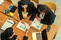 职场掘金课：搞懂升职、心态、情商与管理，你也能在职场开挂！