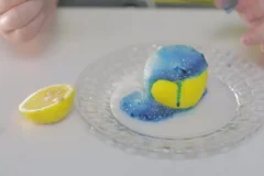 在家动手做：30个趣味科学实验，激发孩子创造力