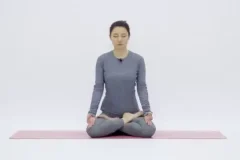 现代女性冥想瑜伽：10分钟减压、抗衰与内在成长